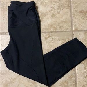 Zella crop leggings